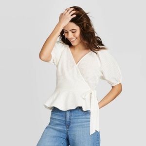 Universal Thread Wrap Top